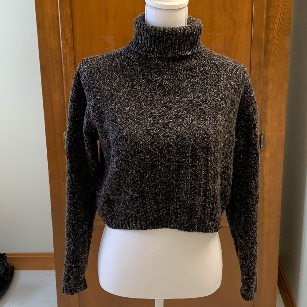 CASSINI cable knit wool turtleneck crop sweater 18 in pit-pit